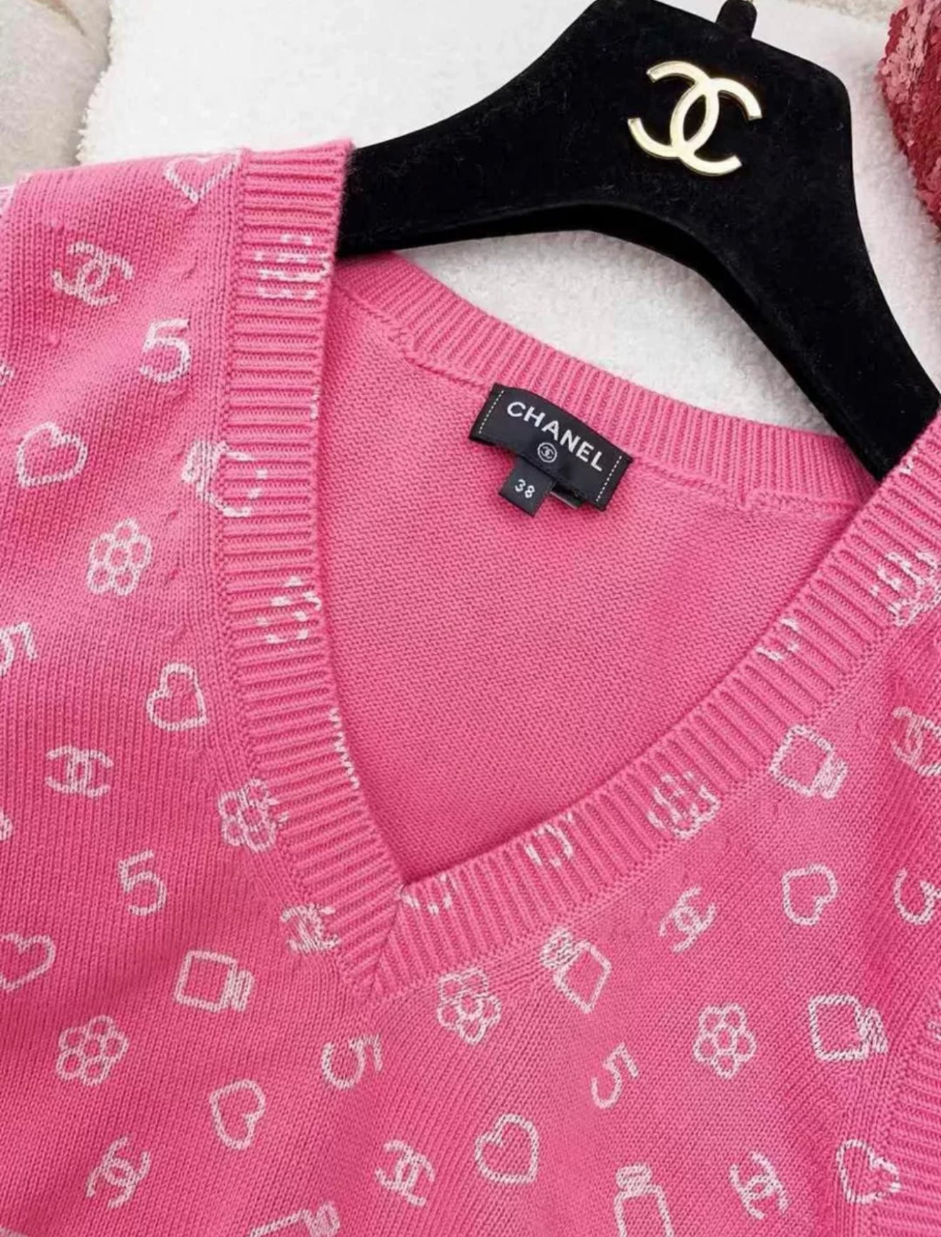 Chanel 23C pink knitted top