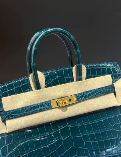 Hermès Birkin 25 Colvert Shiny Crocodile Leather Gold Hardware