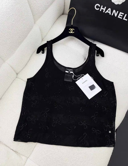 Chanel 24P diamond bow black top size 36