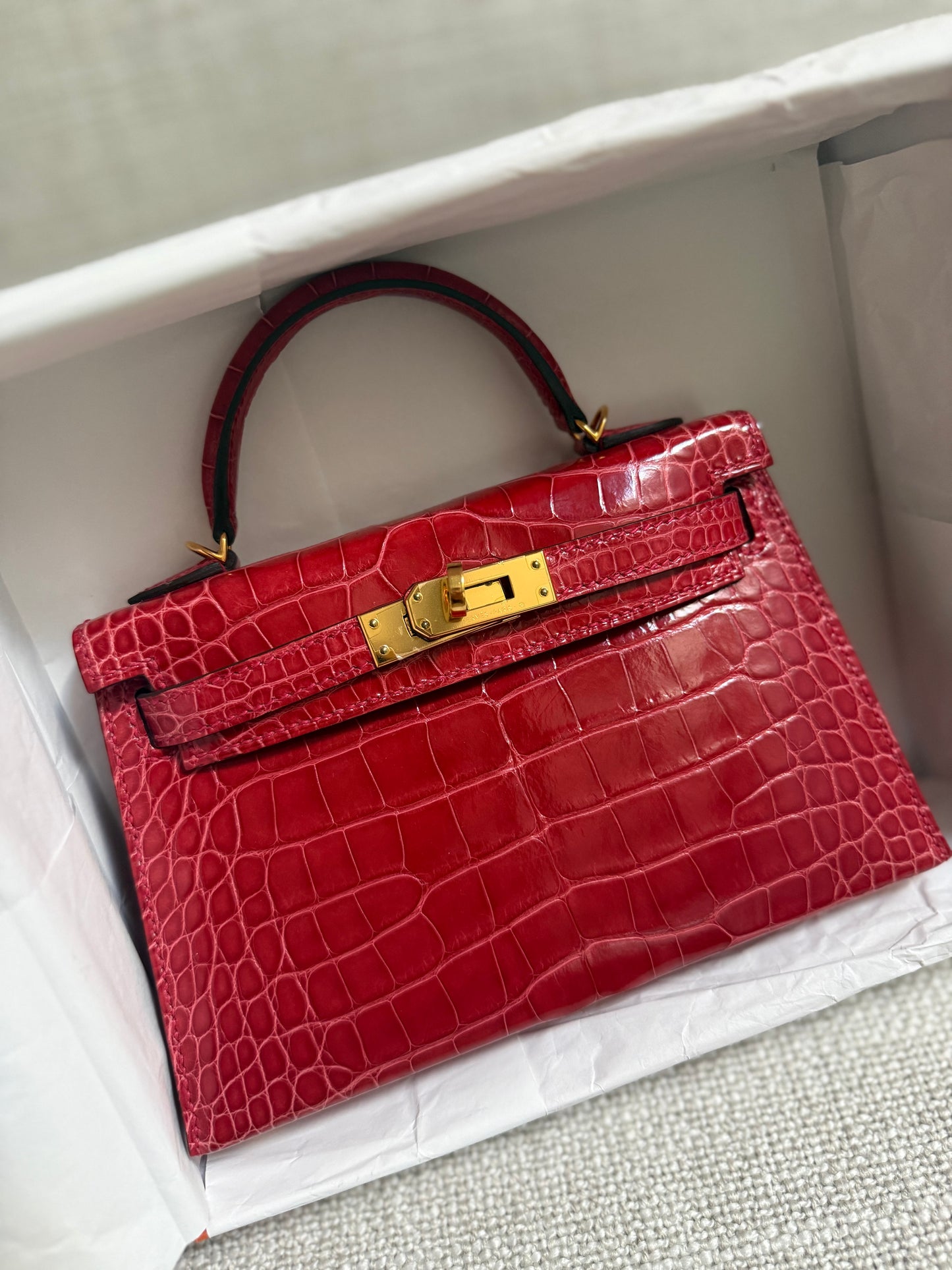 Hermes Mini Kelly 20 Sellier Braise Shiny Alligator Leather Gold Hardware
