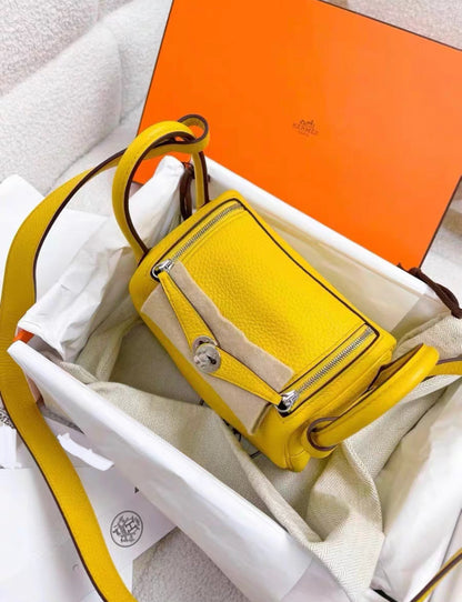 Hermès Mini Lindy 20 Sun Clemence Togo leather Palladium Hardware