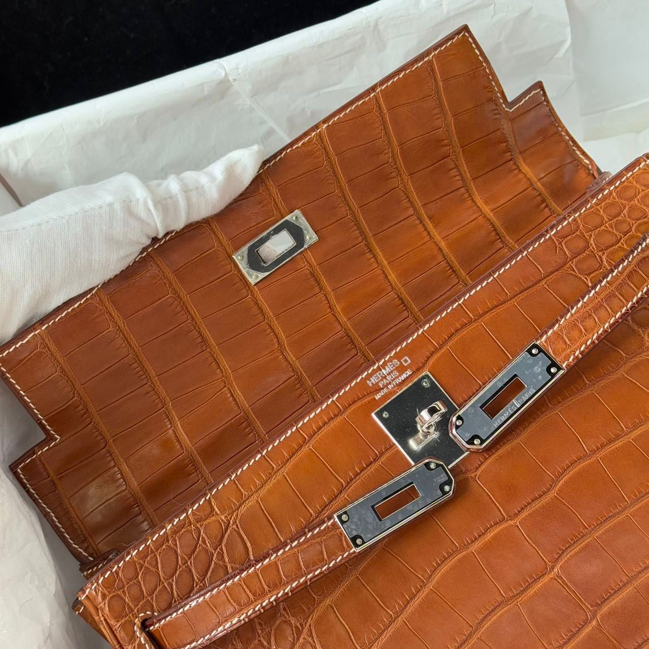 Hermes Kelly 32 Matte Crocodile Fauve Barenia Leather palladium hardware