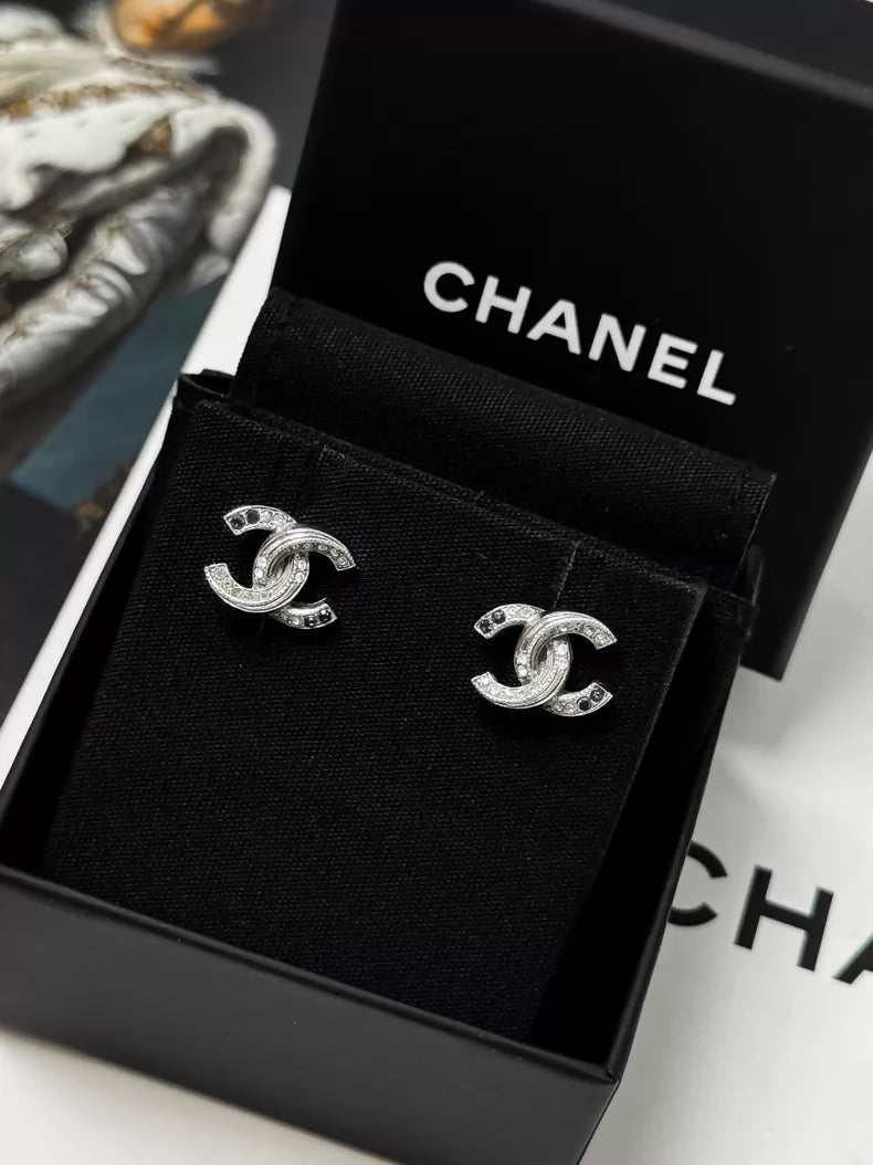 Chanel classic double C logo earrings