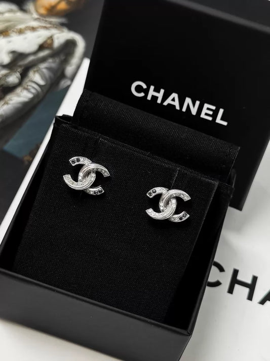 Chanel classic double C logo earrings