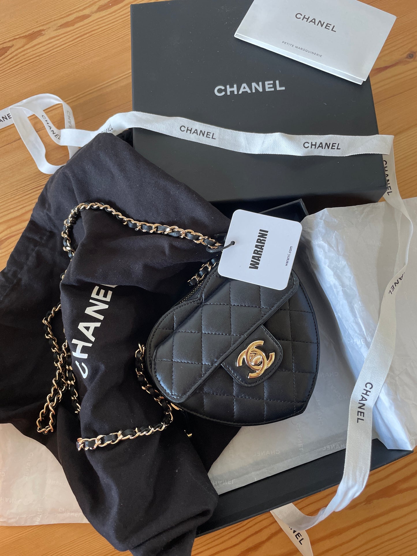 CHANEL 22S 'CC IN LOVE' BLACK HEART BAG