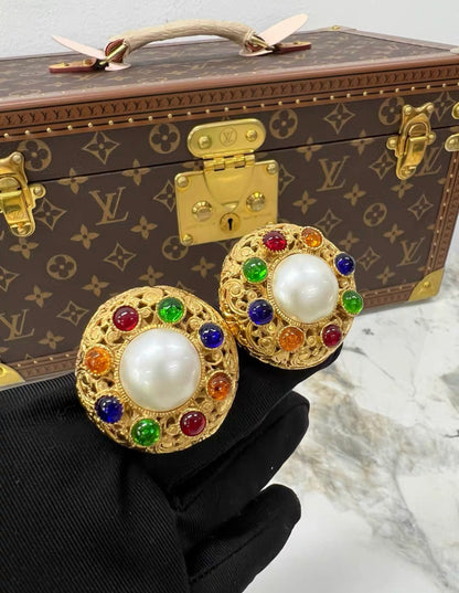 Vintage CHANEL Paris Maison Gripoix Glass Pearl Gold Plated Filigree Earrings