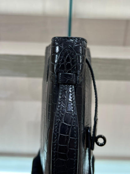 Hermès Mini Kelly Pochette So Black Matte Crocodile