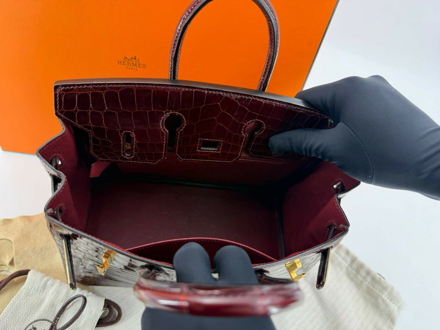 Hermes Birkin 25 Bordeaux Crocodile Leather Handbag with Gold hardware