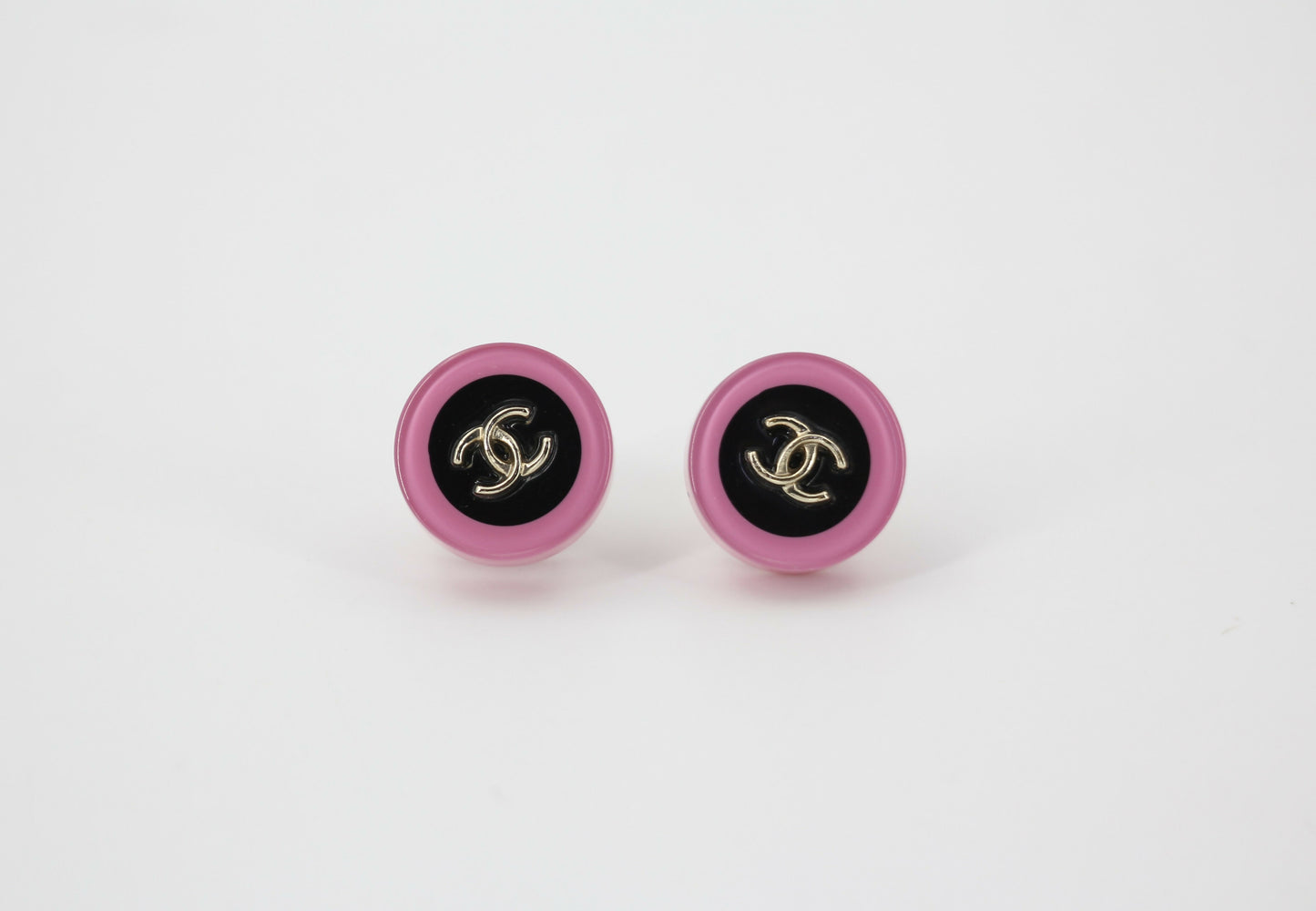 Chanel D19K Acrylic Pink Purple Thin Round Earrings