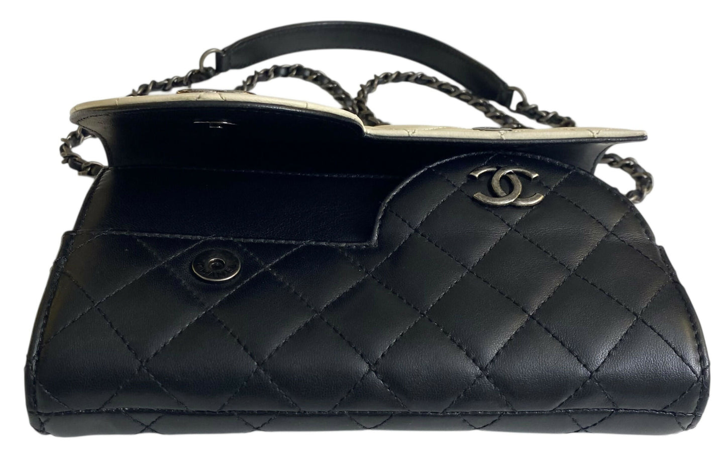 Rare Chanel 16C Paris-Seoul Small Yin Yang Flap Bag