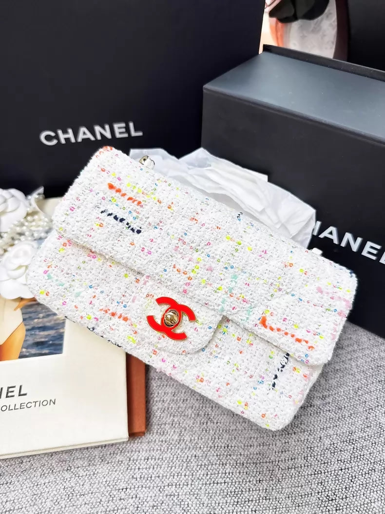 Chanel 24C white sequined tweed Min Flap CF chain bag