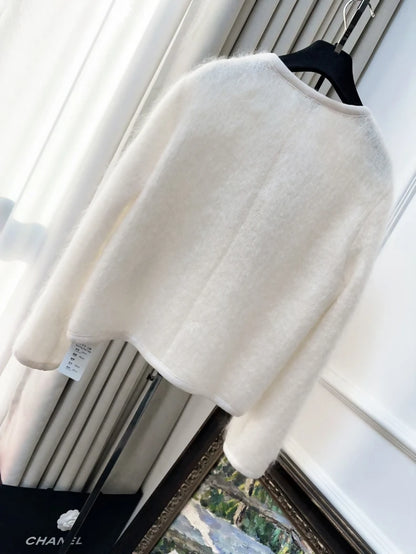 Chanel 25N White ecru jacket with plush bow tie