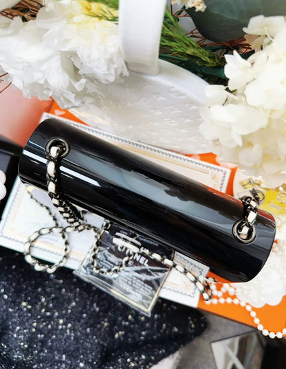 Chanel 21S Black & Ecru CF Acrylic evening clutch Bag Minaudière