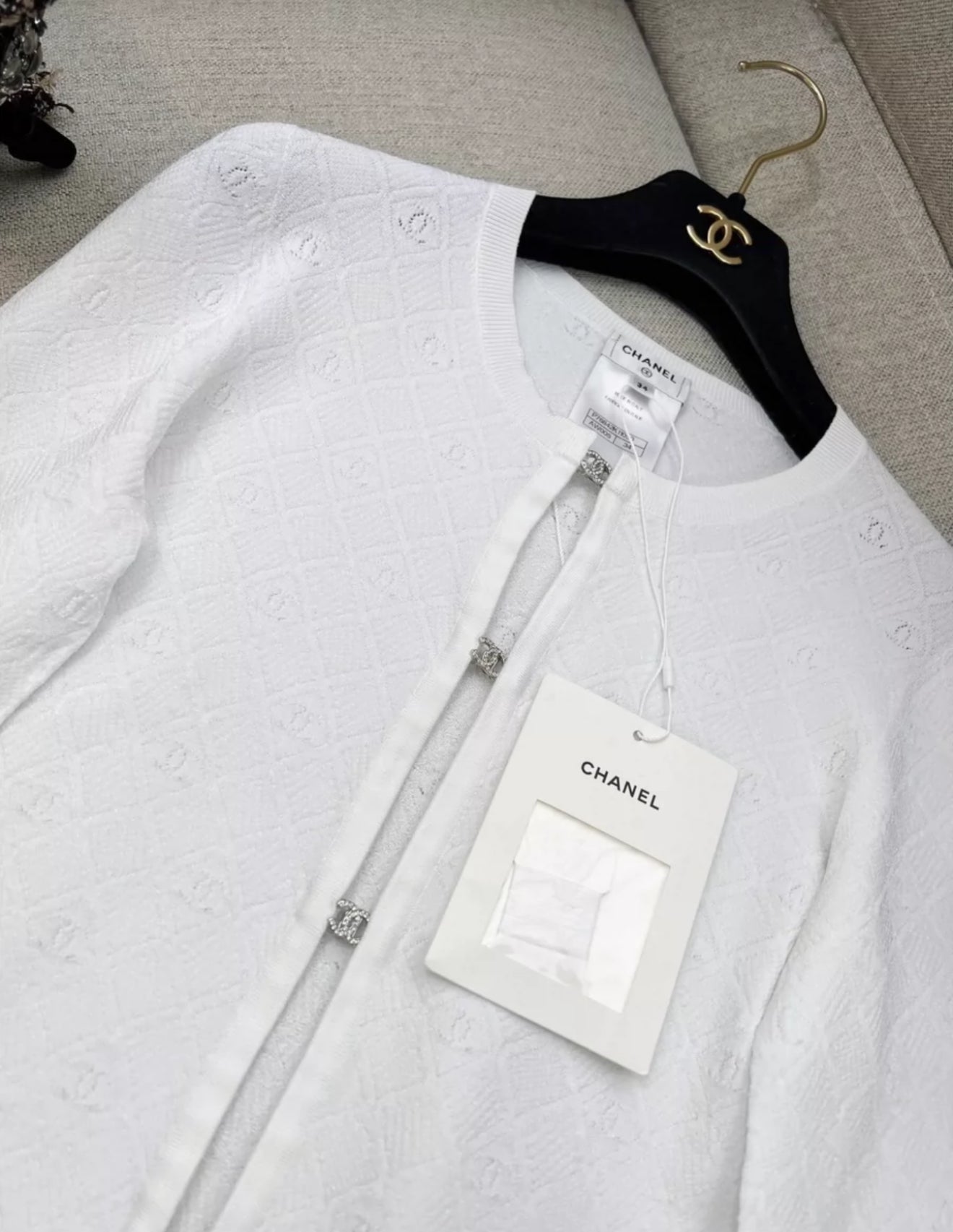 Chanel 24P white cardigan – Wararni.com