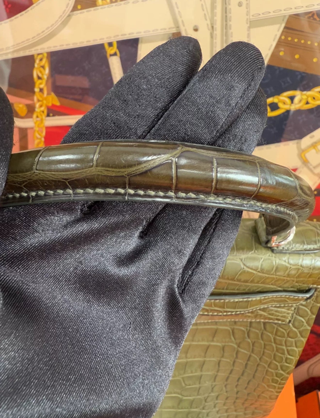 Hermès Kelly 32 olive green Alligator leather Palladium Hardware