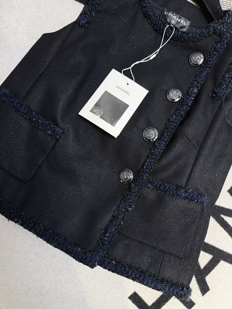 Chanel 18A dark blue tweed vest