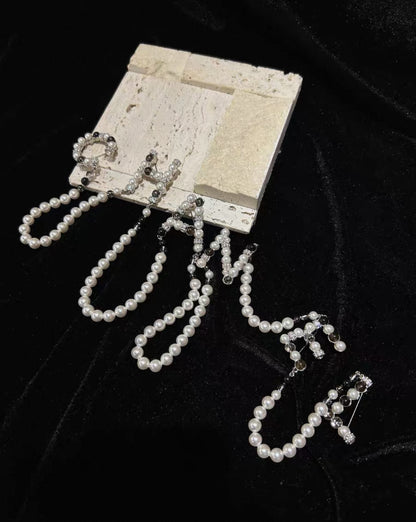 Rare Chanel 2019 Peals CC Letters Brooch