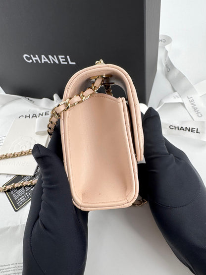 Chanel peach quilted leather coin purse with gold chain strap