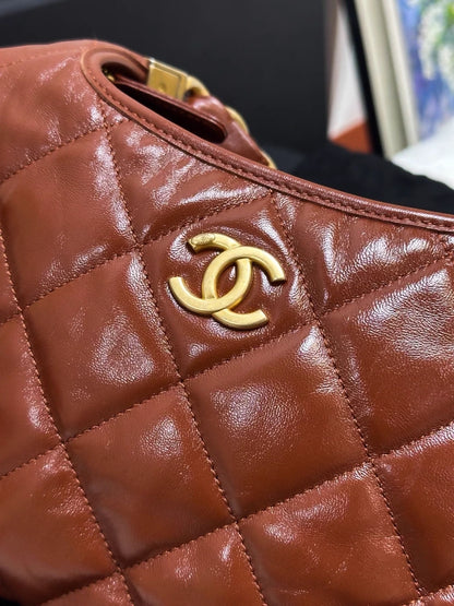 Chanel 24A brown waxed leather quilted Hobo shoulder bag
