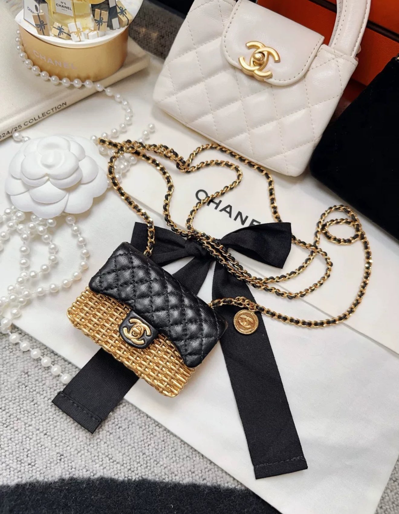 Chanel 23C Gold Metal Woven Chain Bag