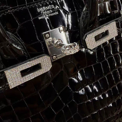Hermès Birkin 25 Shiny crocodile leather Diamond Hardware