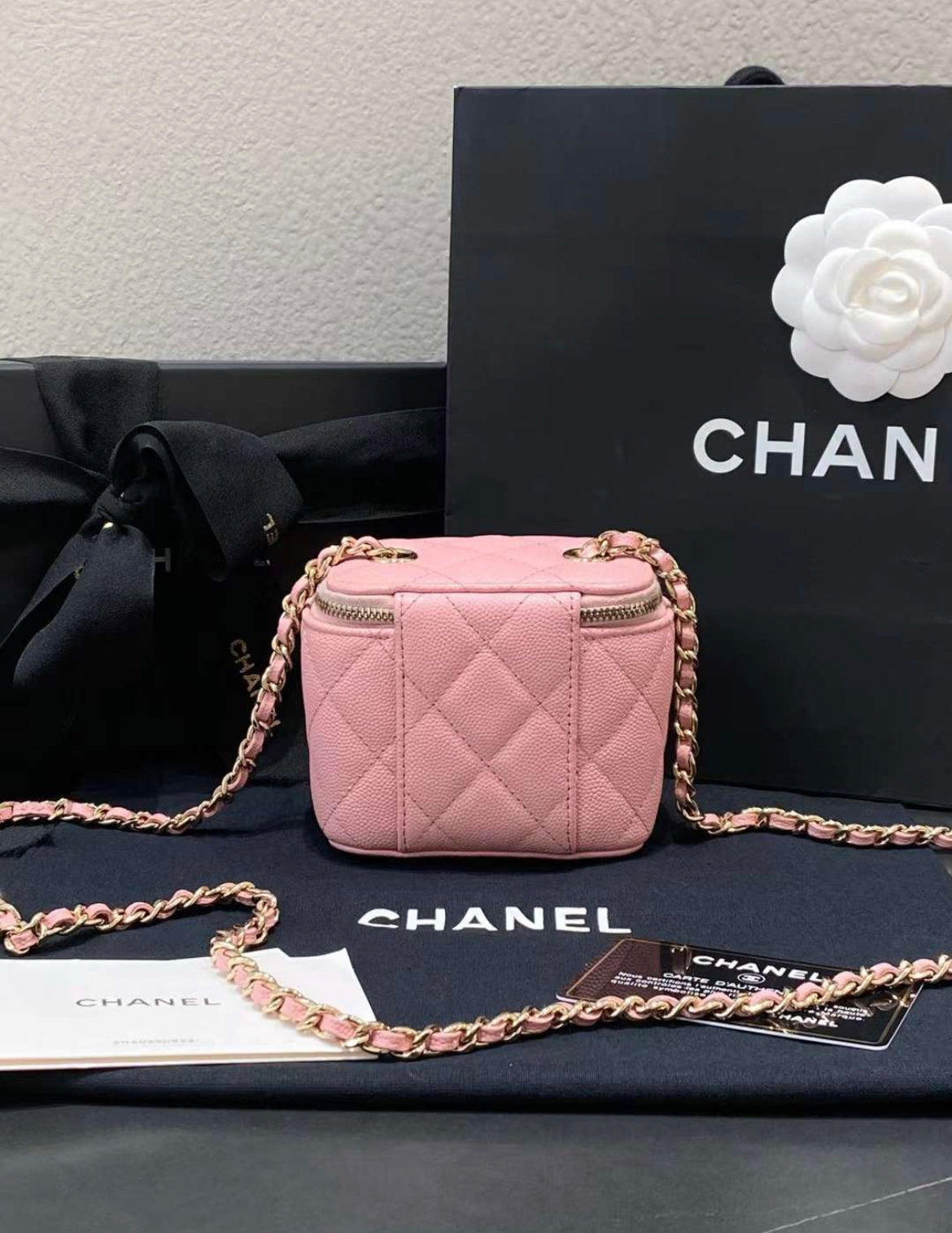 CHANEL 20 Pink Quilted Caviar Leather Mini Vanity Case With Chain Bag