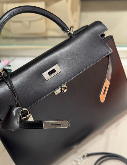 Hermes kelly 32 Black Box Calf Leather Guilloche Hardware