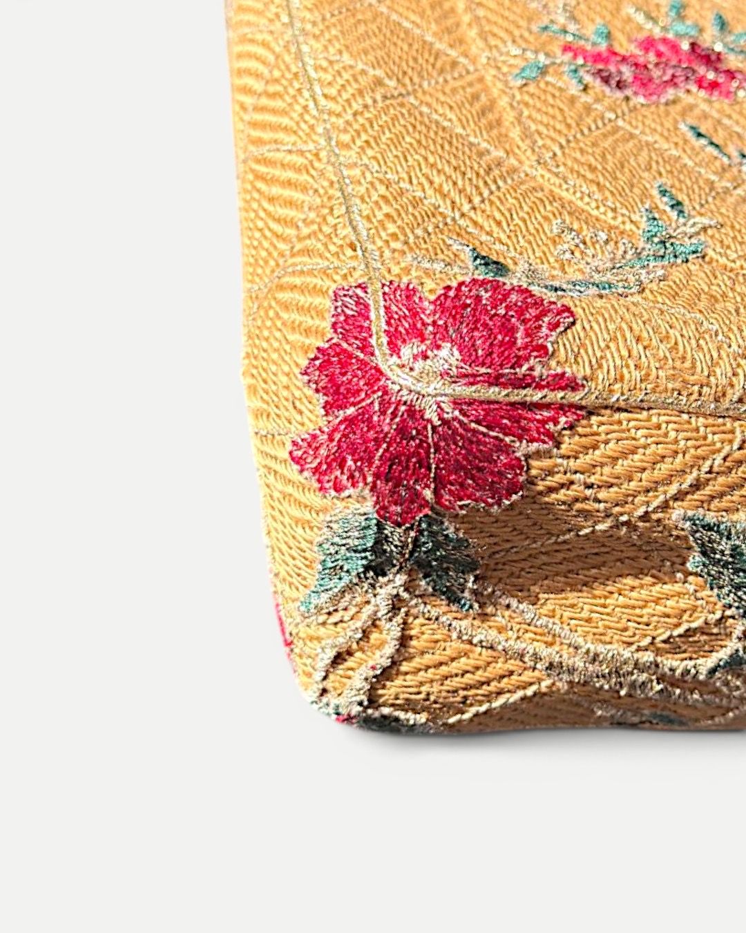 Chanel 1995 Raffia Jumbo flap bag with Red/Green/Gold embroidery and gold hardware red leather chain