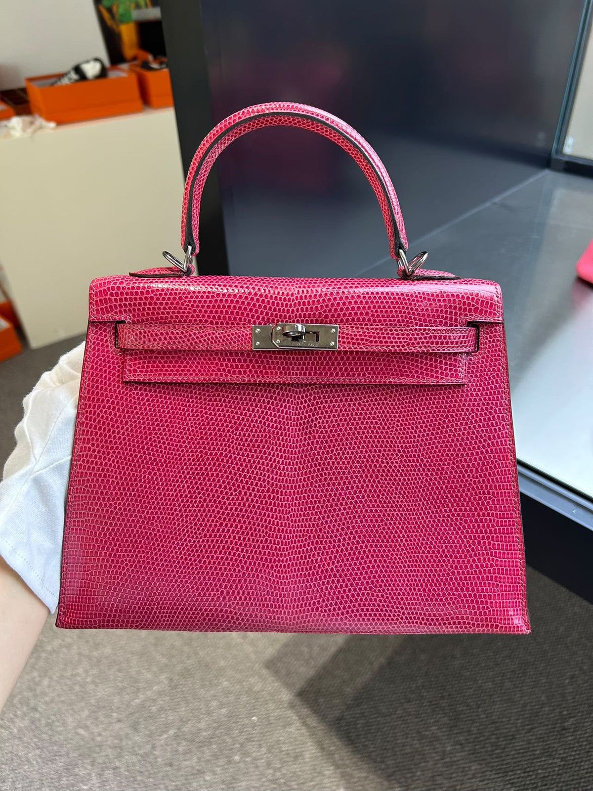 Hermès Kelly 25 pink lizard leather palladium hardware