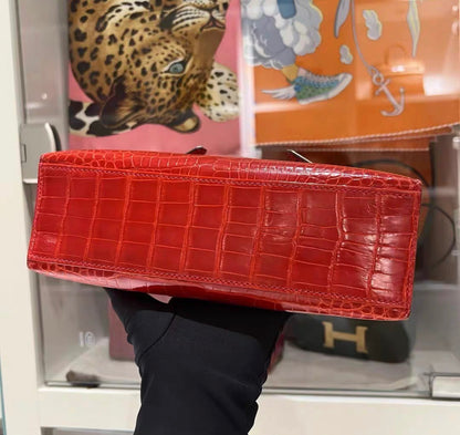 Hermès Kelly Pochette Red Shiny Alligator Palladium Hardware