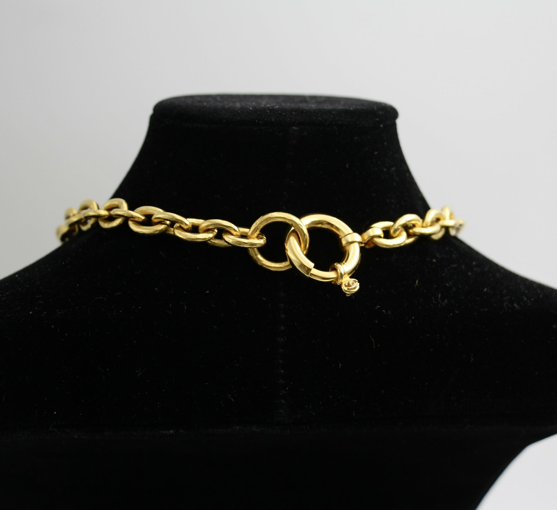 B9MaQYLUKt
