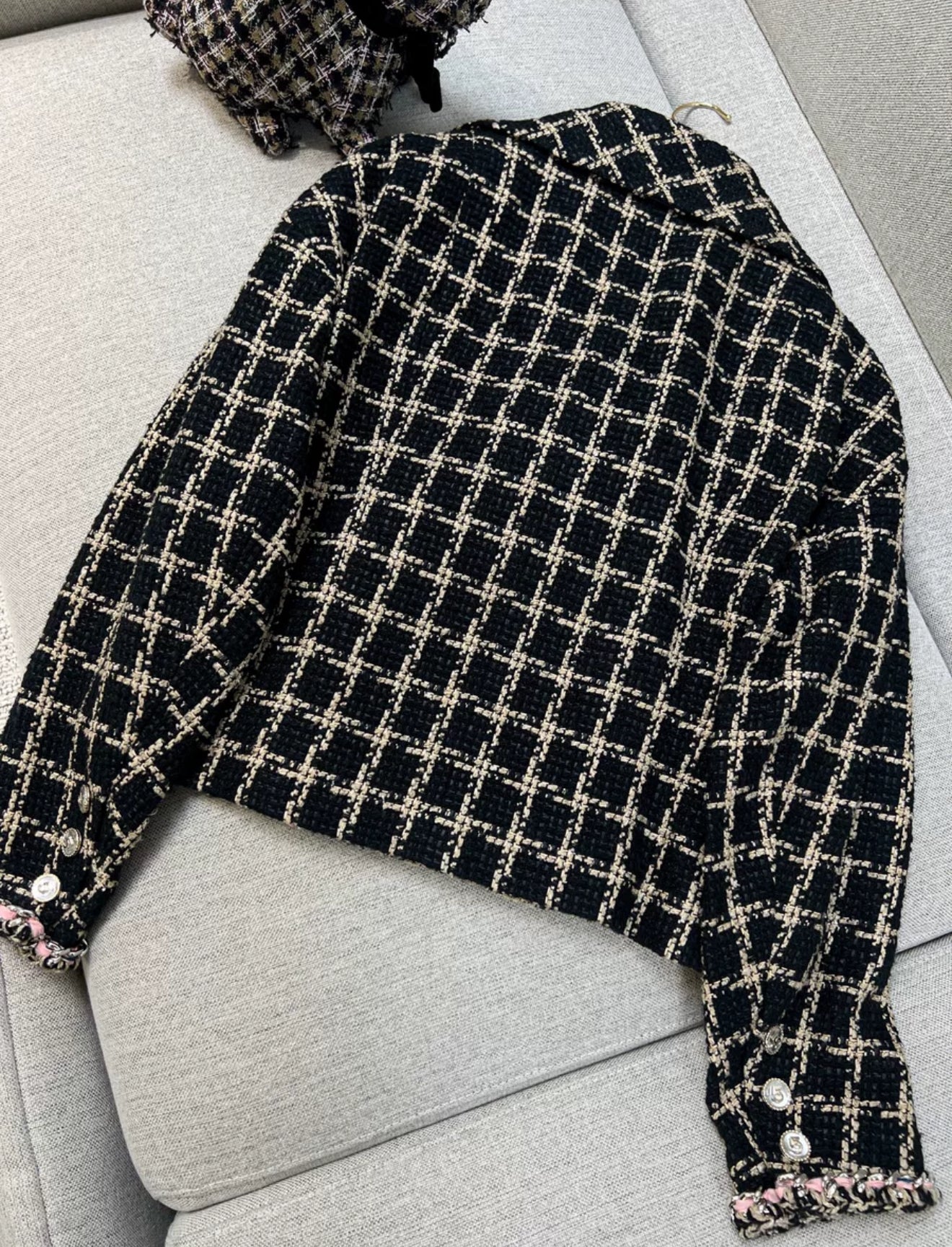 Chanel 21S Black & Beige jacket