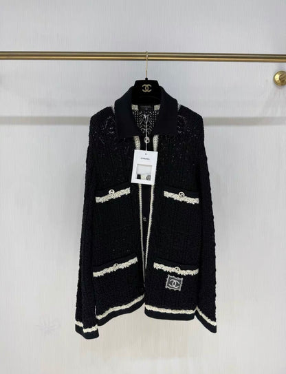 Chanel 24P black and white knitted cardigan size 34