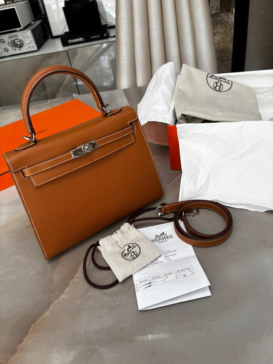 Hermès Kelly 25 Veau Epsom Leather Palladium Hardware