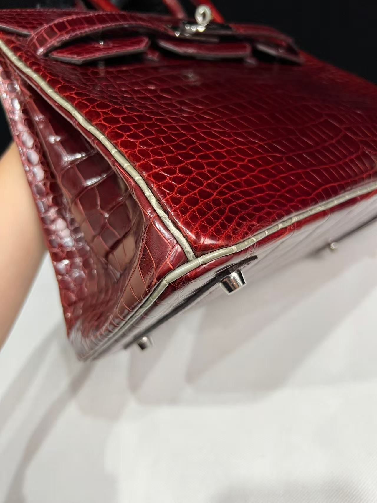 Hermes Birkin 30 Bordeaux Shiny Crocodile Leather Palladium Hardware