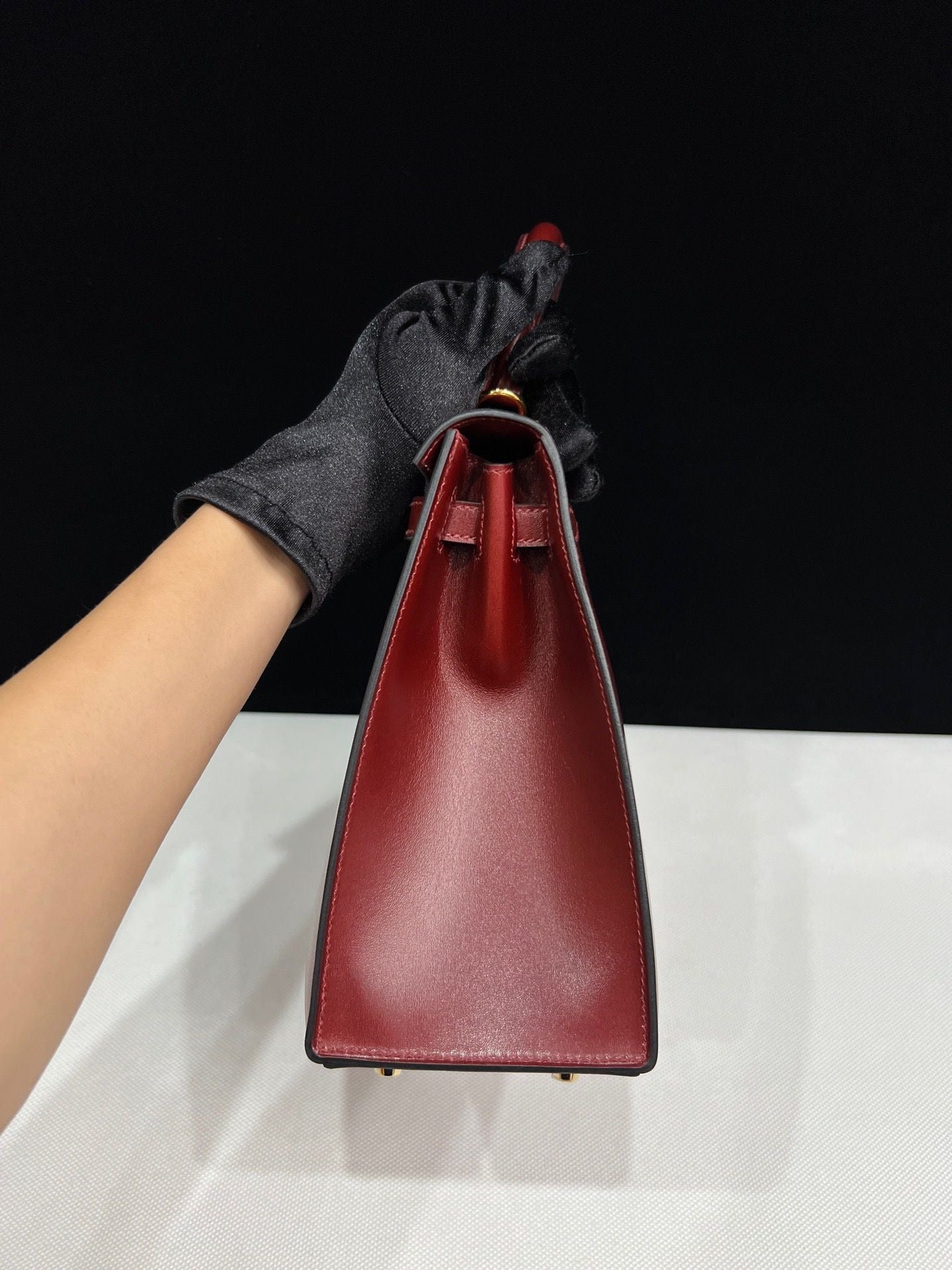 Hermes Kelly 25 red box leather Gold hardware