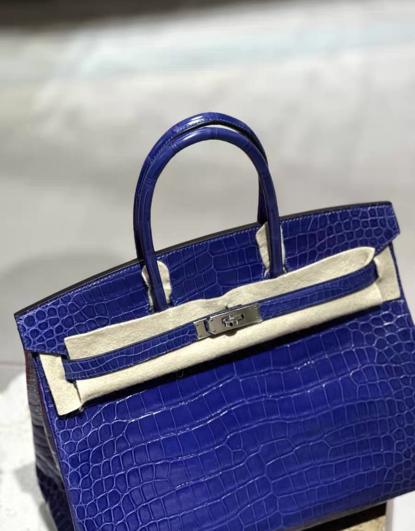 Hermès Birkin 35 Blue Electric Shiny Crocodile Leather Palladium Hardware