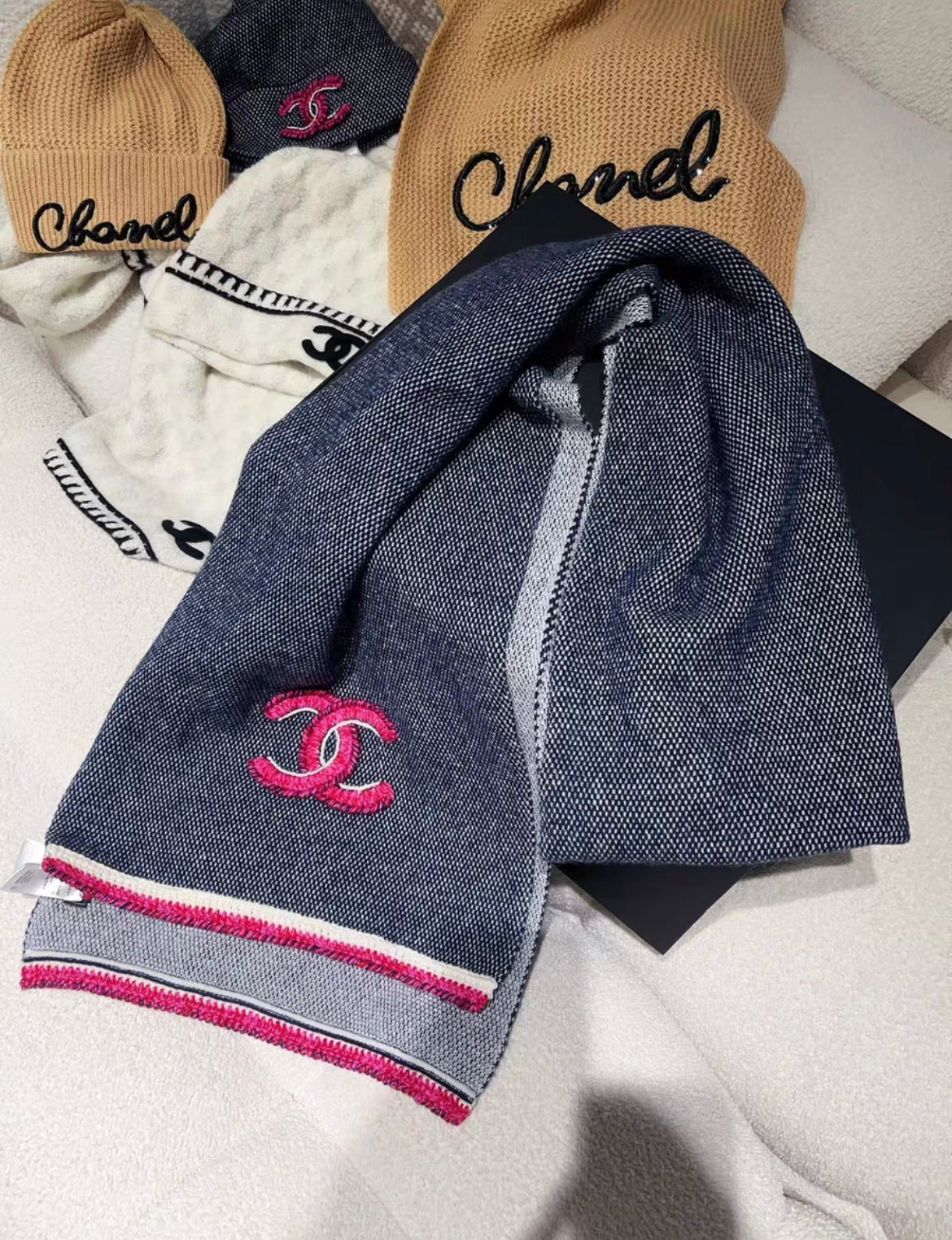 Chanel 20A cashmere scarf