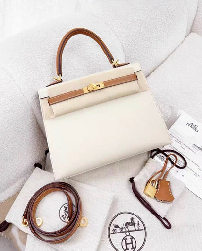 Hermès Kelly 25 Special Order (HSS) Bi-Color Nata and Gold Epsom Sellier Brushed Gold Hardware