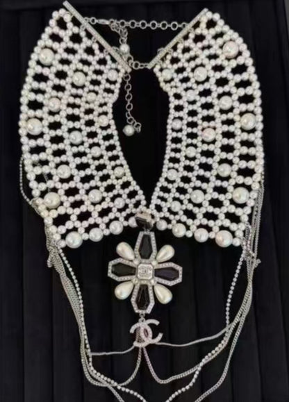 Rare Chanel 22C Resort runway necklace