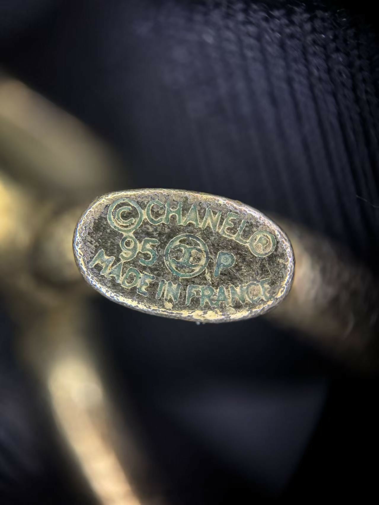 Chanel Vintage 95P Rhinestone Gold-plated Black Leather Chain CC Choker