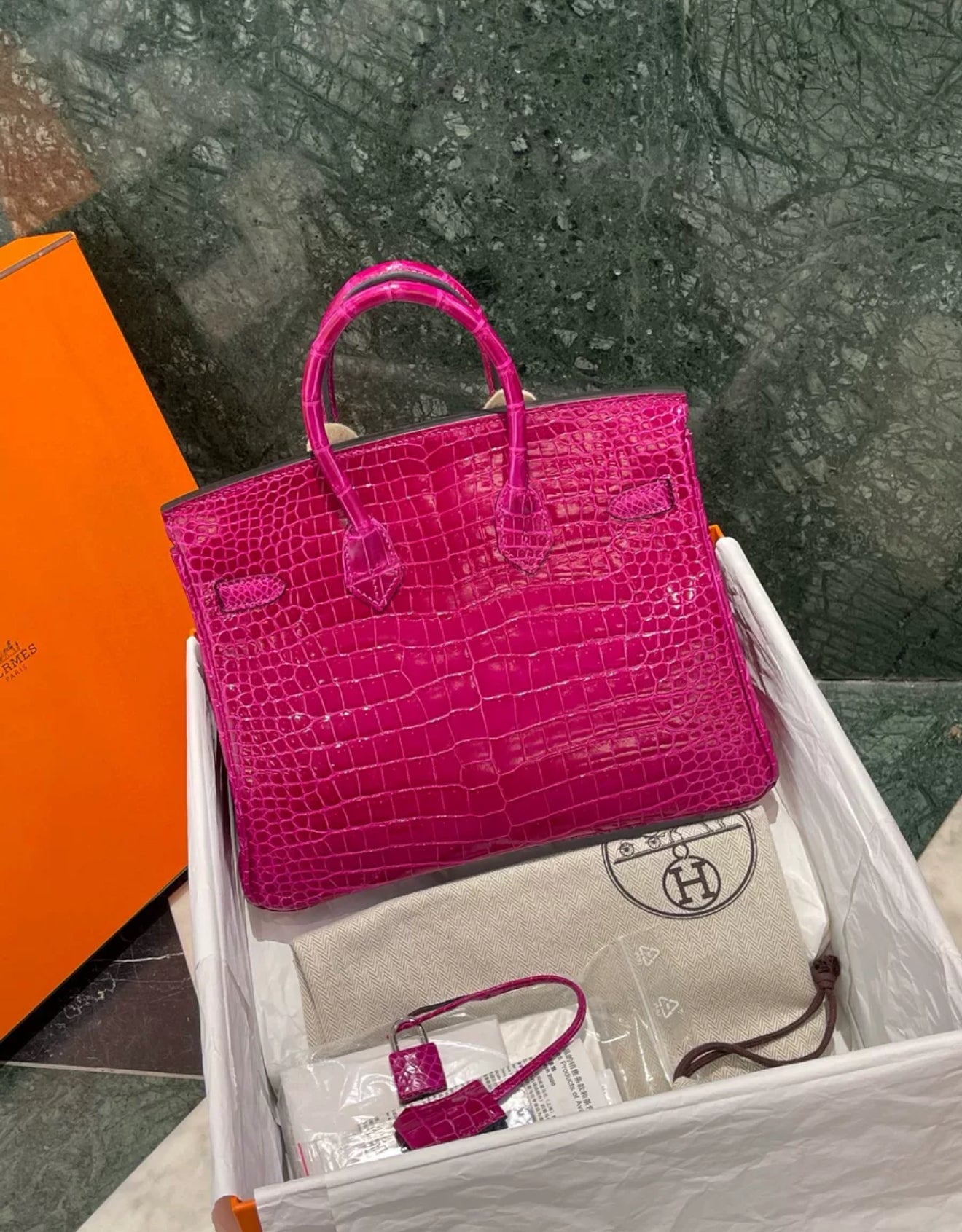 Hermes Birkin 25 Rose purple shiny　crocodile Leather palladium hardware