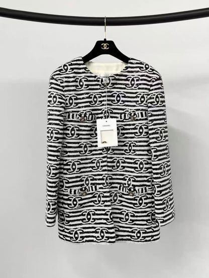 Chanel 22s sequins black and white CC jacket size 36