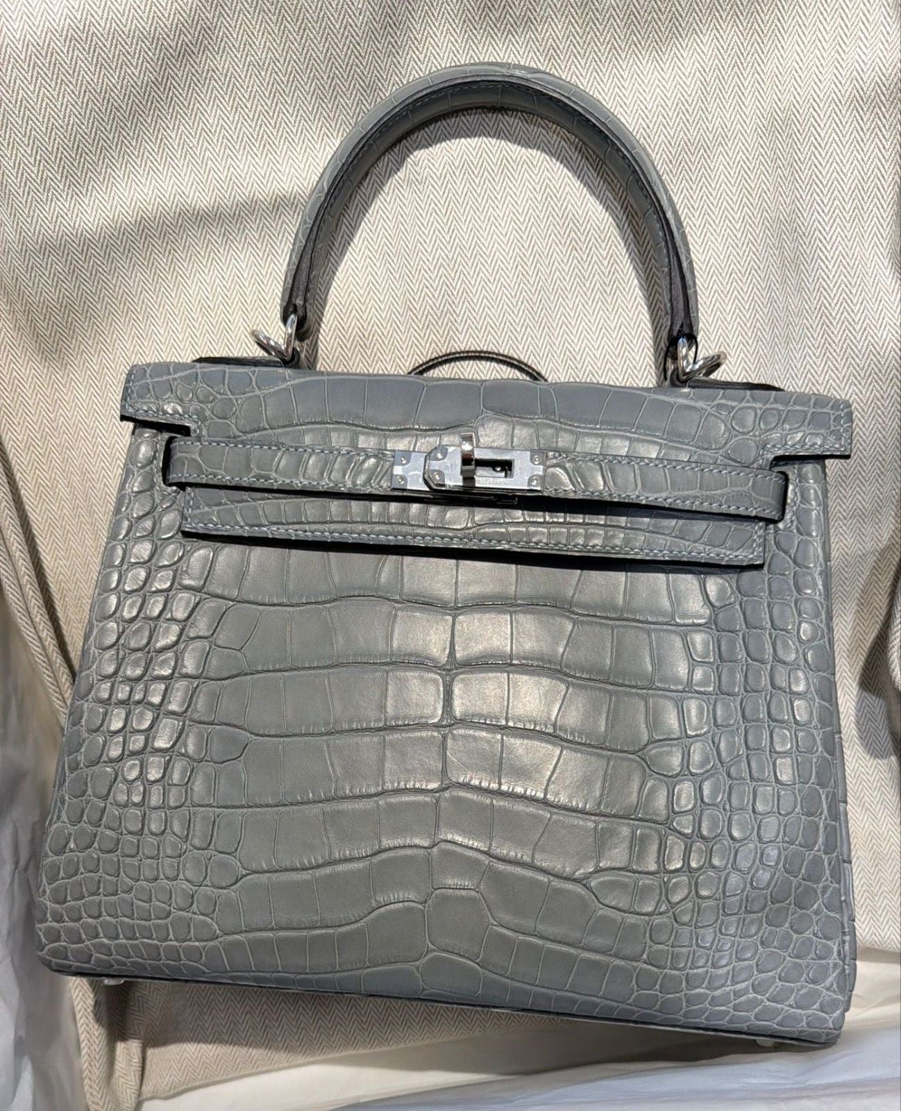Hermes Kelly 25 Gris Ciment Matte Alligator Palladium Hardware