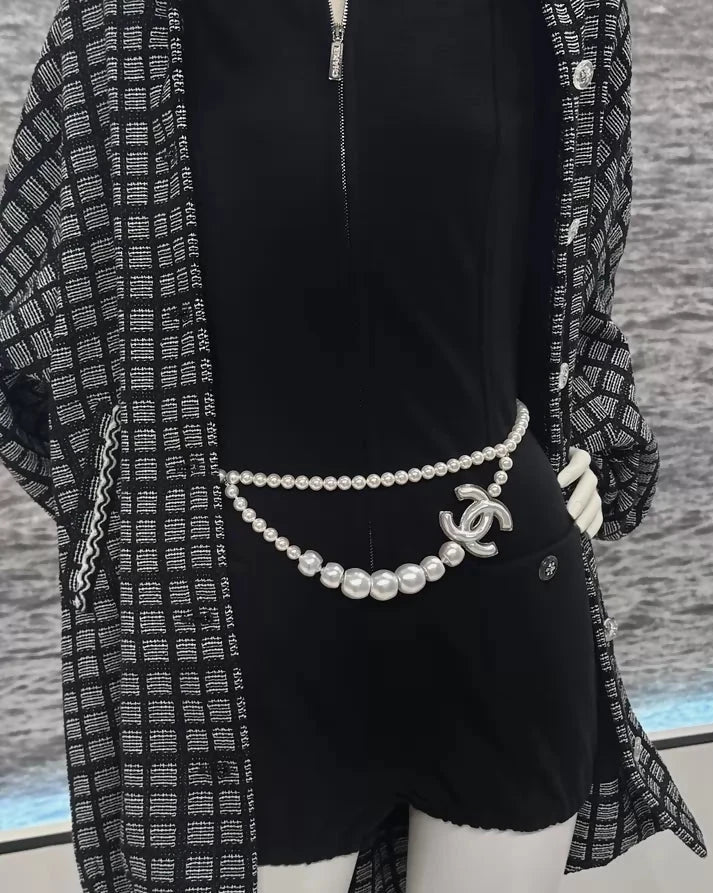 Chanel 25C White Pearl Double C Waist Chain