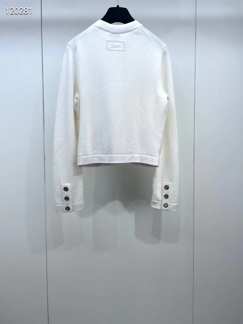 Chanel 25B ecru Cardigan