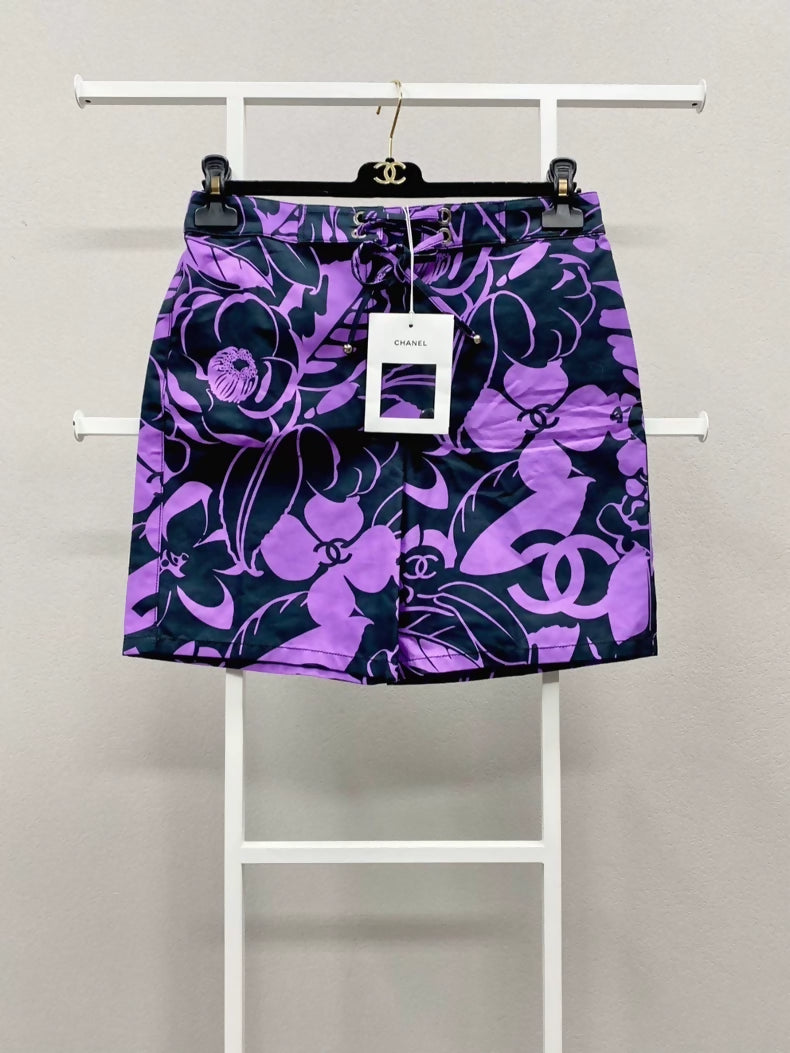 Chanel 21M purple & black shorts