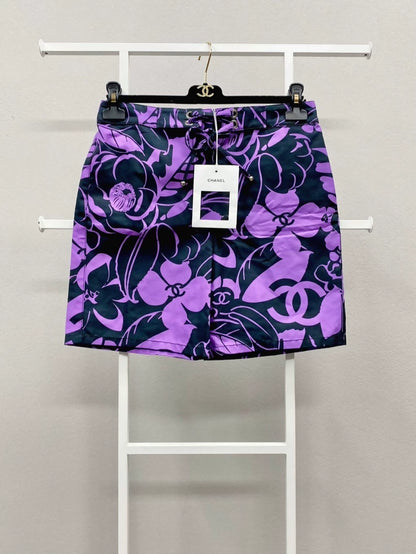 Chanel 21M purple & black shorts