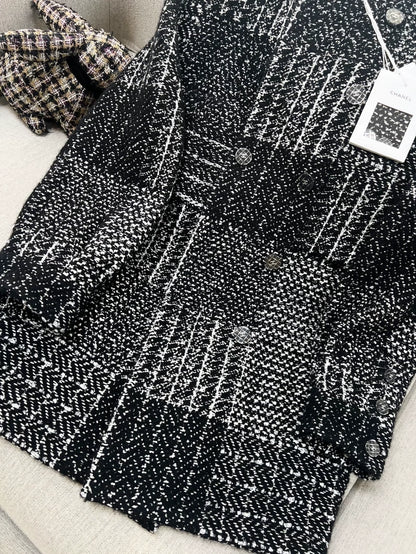 Chanel 21k black and white tweed long coat