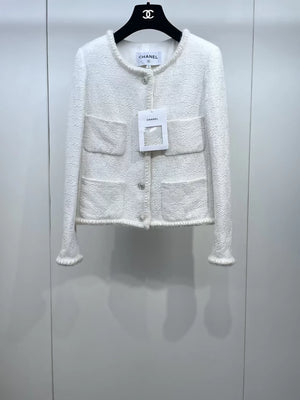 Chanel 21A white ecru tweed Jacket